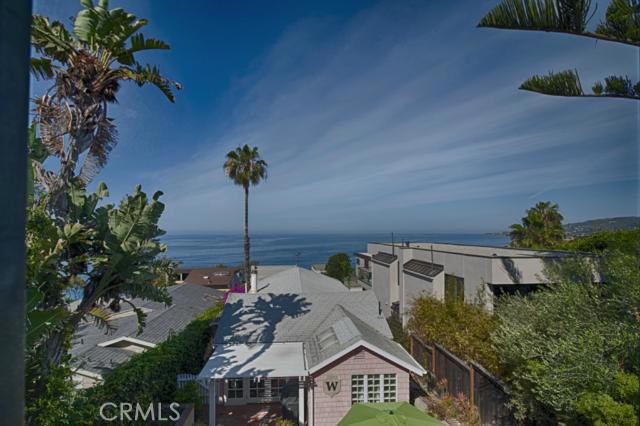 View from the upper unit's landing. - 2685 S Coast Highway, Laguna Beach CA 92651 - photo 1