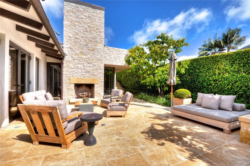 269 EMERALD BAY, Laguna Beach CA 92651 - photo 1