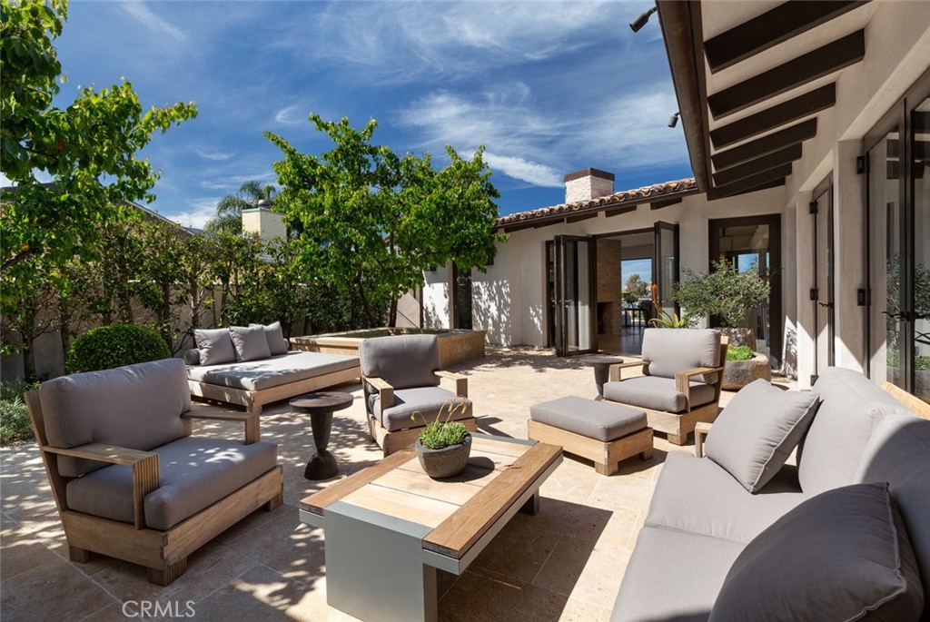 269 Emerald Bay, Laguna Beach CA 92651 - photo 3