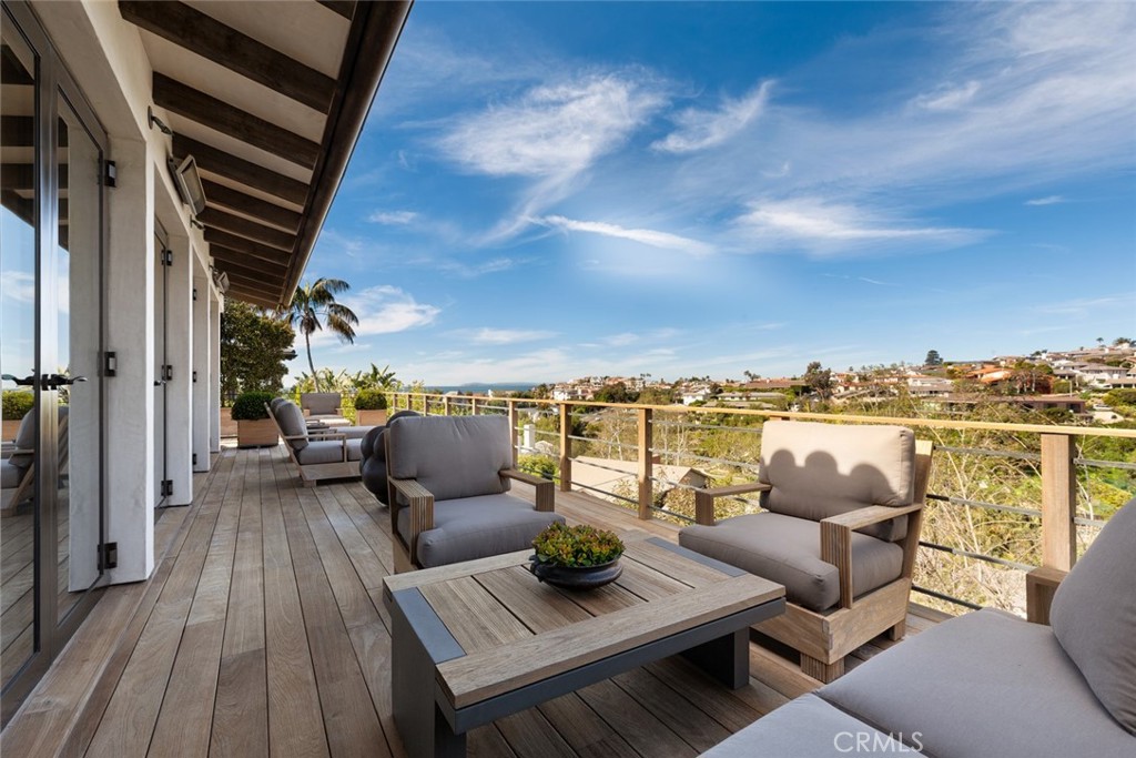 269 Emerald Bay, Laguna Beach CA 92651 - photo 6