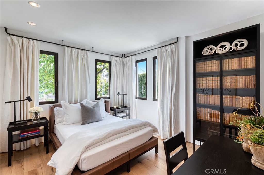 269 Emerald Bay, Laguna Beach CA 92651 - photo 15