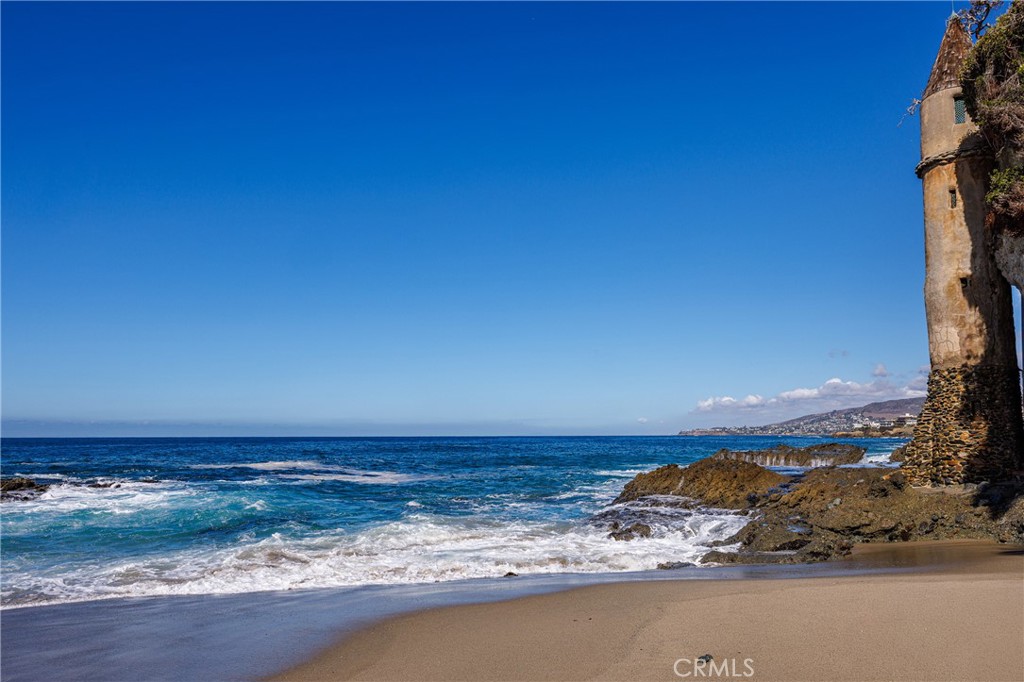 2691 Victoria, Laguna Beach CA 92651 - photo 4