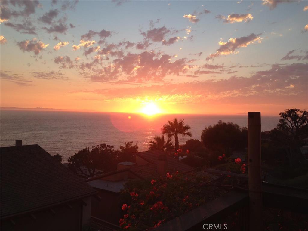 Colorful Sunsets everyday - 2696 Queda Way, Laguna Beach CA 92651 - photo 1