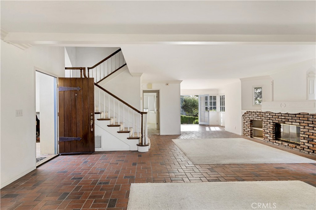 Retouched Photo to remove carpet staining. - 270 Moss Street, Laguna Beach CA 92651 - photo 1