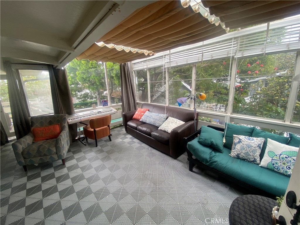 Bonus Arizona Room for office, studio, playroom - 274 3 Diamond Street, Laguna Beach CA 92651 - photo 14