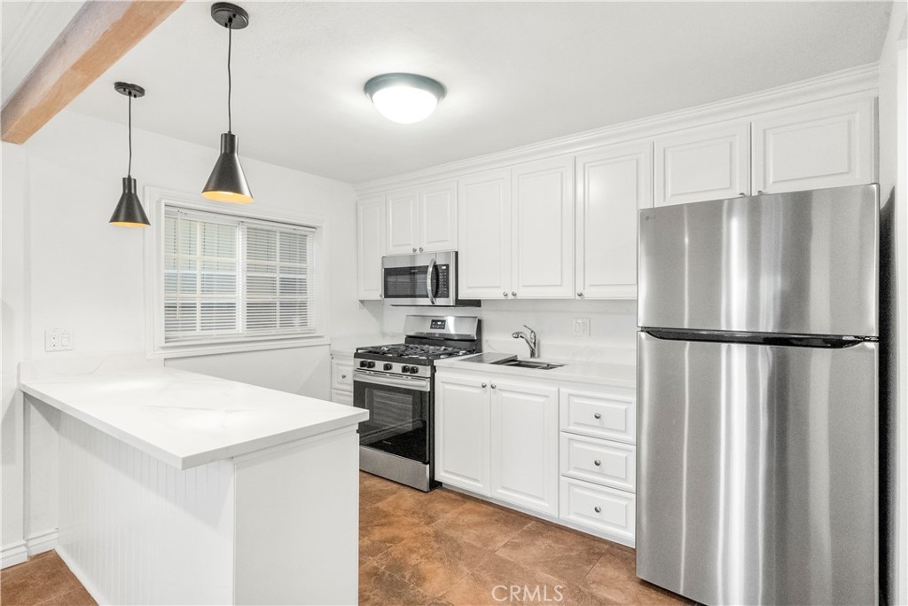 274 Cliff 3, Laguna Beach CA 92651 - photo 9