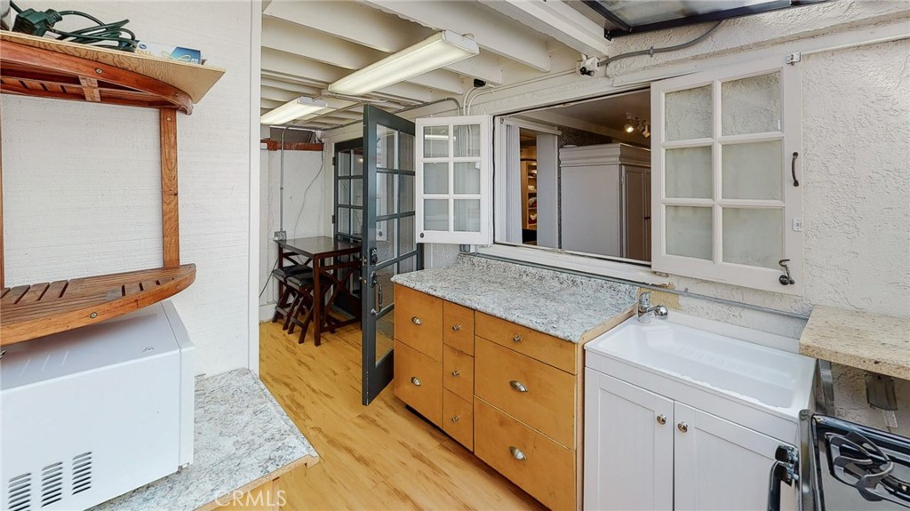 Bright kitchen/dining - 274 Diamond Street 1, Laguna Beach CA 92651 - photo 9