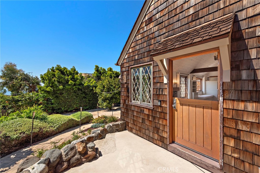 274 Wave Street, Laguna Beach CA 92651 - photo 6