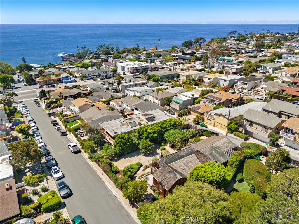 274 Wave Street, Laguna Beach CA 92651 - photo 28