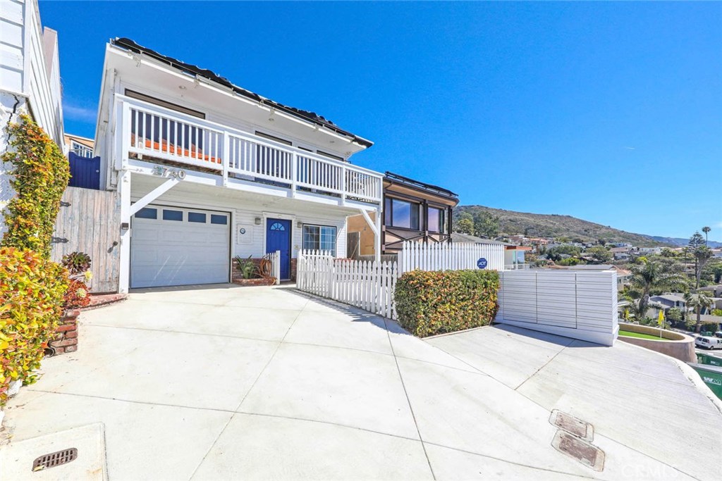 2740 Highland Way, Laguna Beach CA 92651 - photo 1