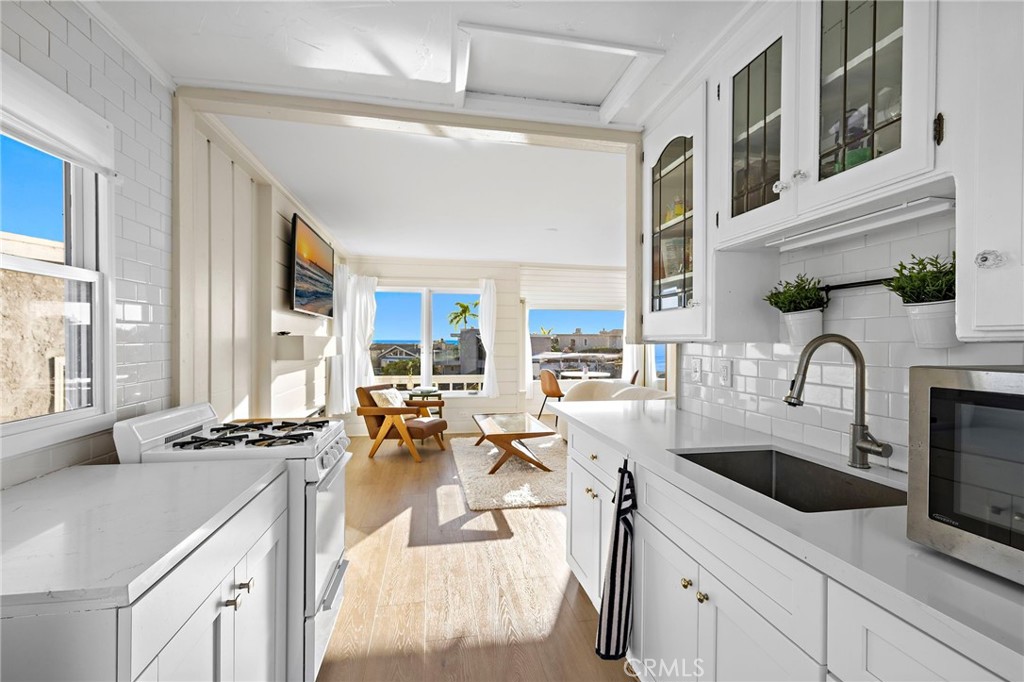 2746 S Coast, Laguna Beach CA 92651 - photo 9