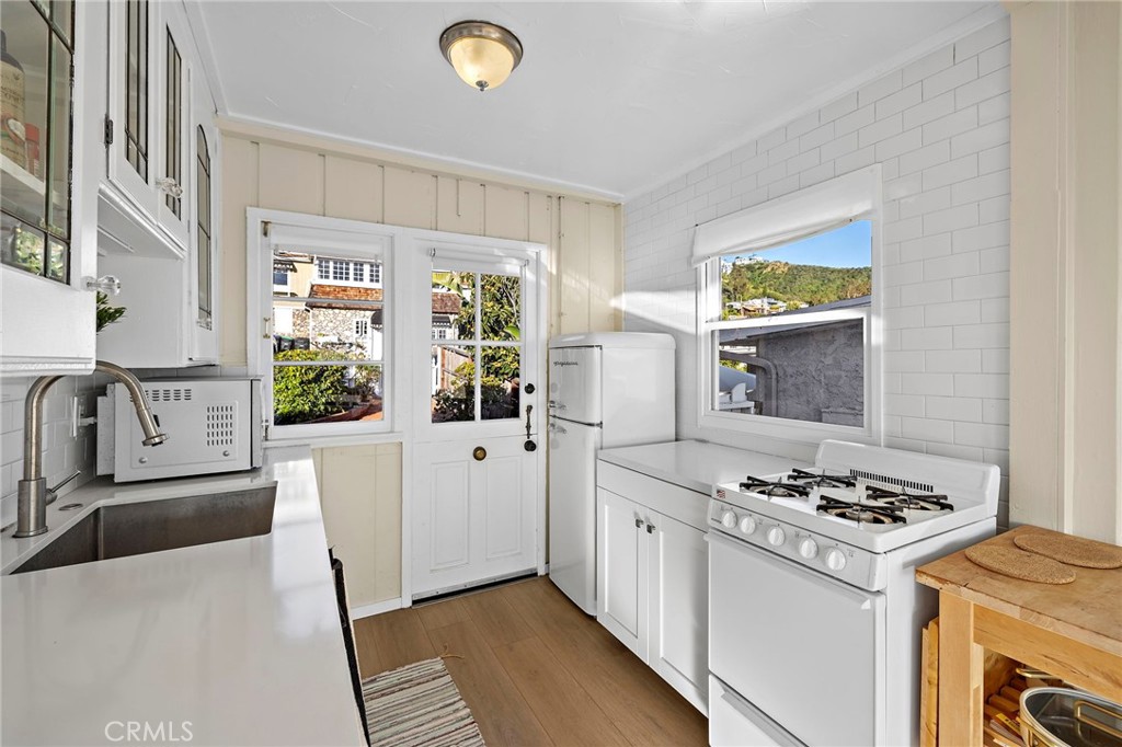 2746 S Coast, Laguna Beach CA 92651 - photo 11