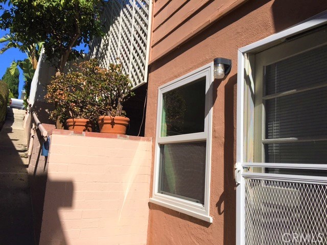 275 GRANDVIEW Middle, Laguna Beach CA 92651 - photo 1