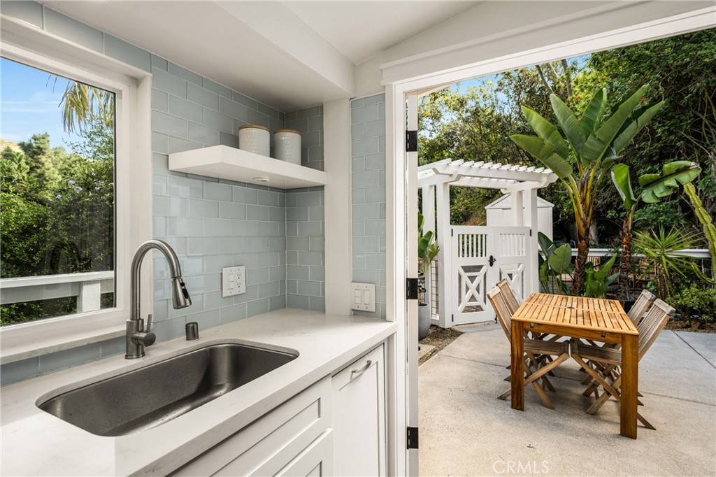 275 Woodland Drive, Laguna Beach CA 92651 - photo 20