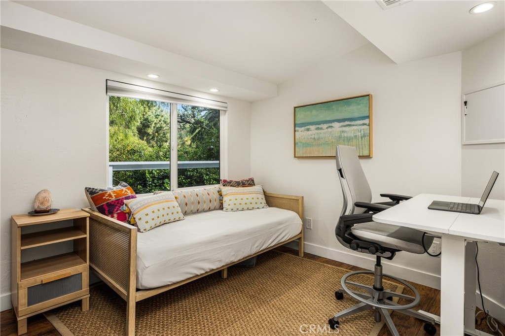 275 Woodland Drive, Laguna Beach CA 92651 - photo 29
