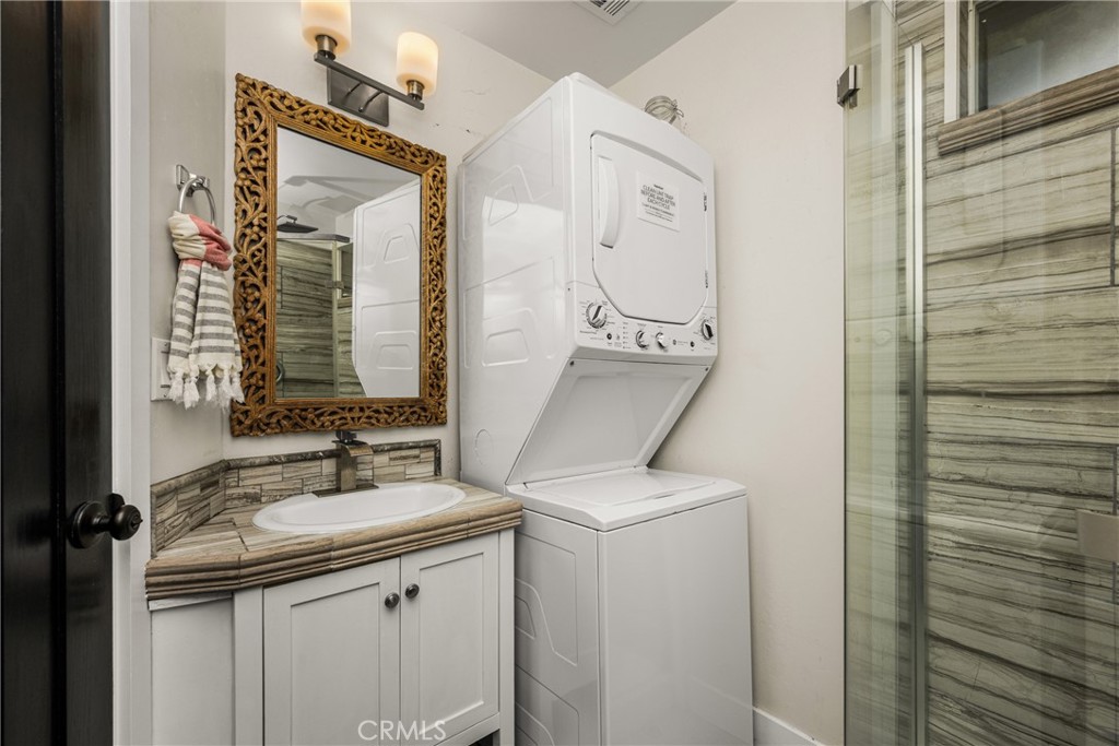 275 Woodland Drive, Laguna Beach CA 92651 - photo 32