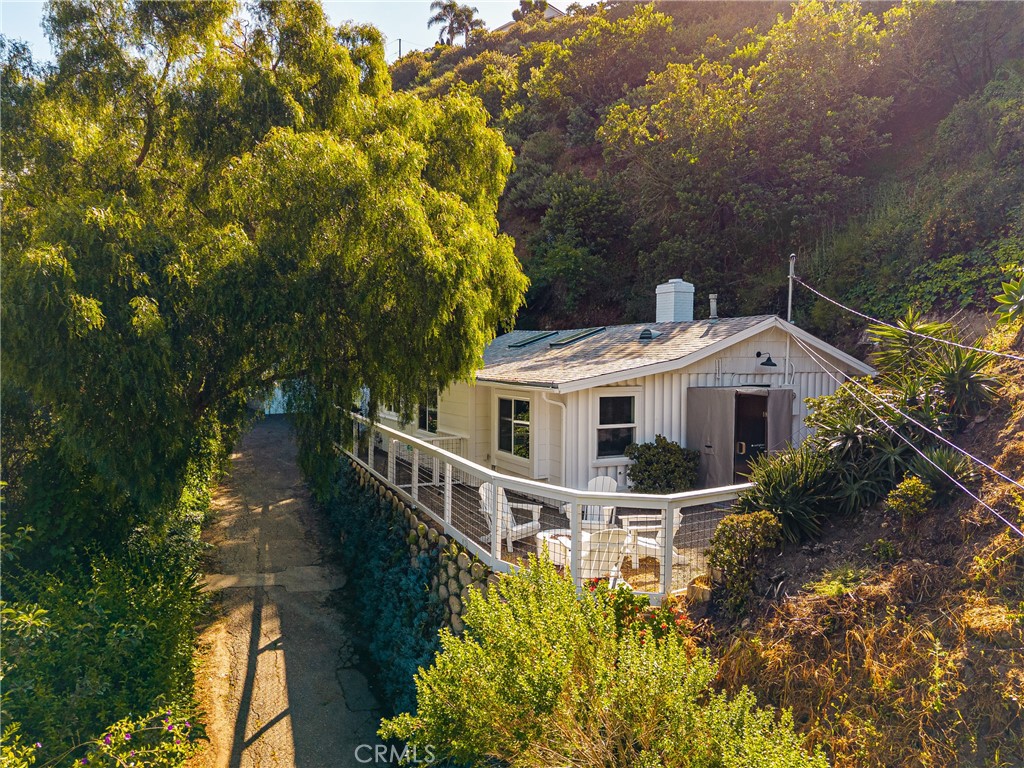 275 Woodland Drive, Laguna Beach CA 92651 - photo 41