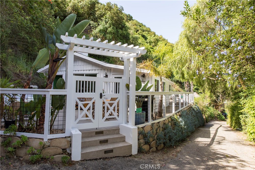 Gated Entry - 275 Woodland, Laguna Beach CA 92651 - photo 2