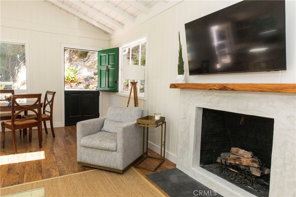 Livingroom - 275 Woodland, Laguna Beach CA 92651 - photo 7