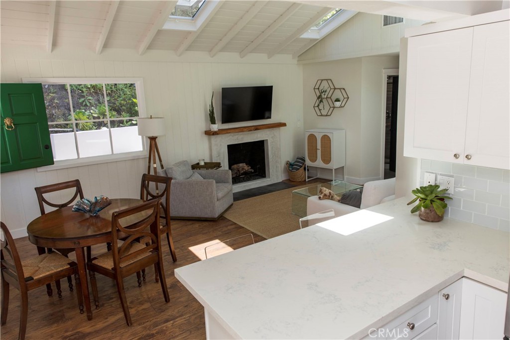 275 Woodland, Laguna Beach CA 92651 - photo 10