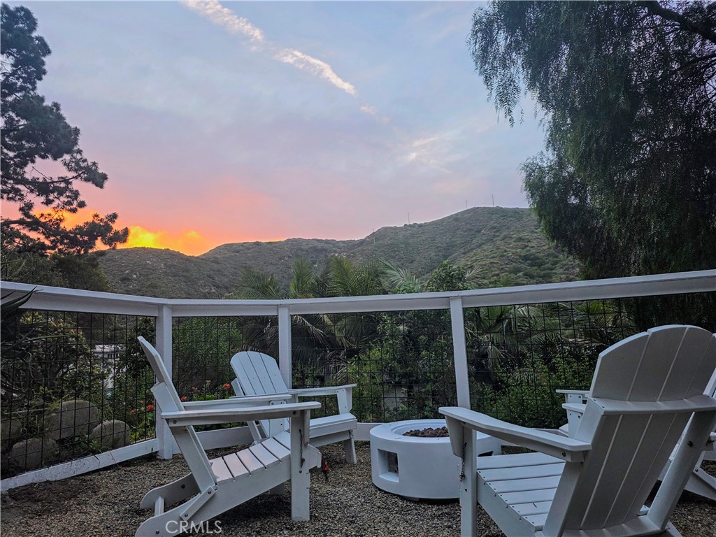 Sunset views - 275 Woodland, Laguna Beach CA 92651 - photo 29