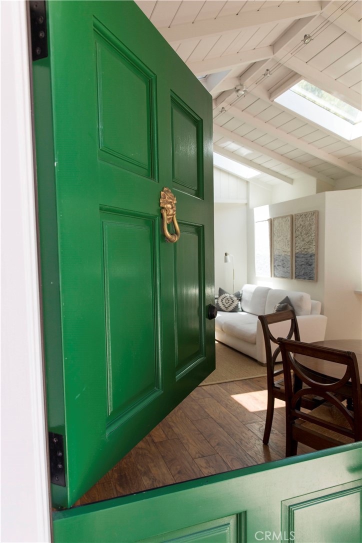 Dutch door. - 275 Woodland, Laguna Beach CA 92651 - photo 31