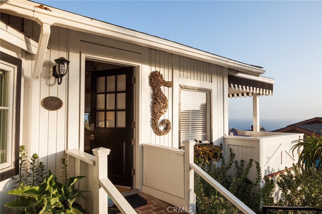 2750 Solana Way, Laguna Beach CA 92651 - photo 1
