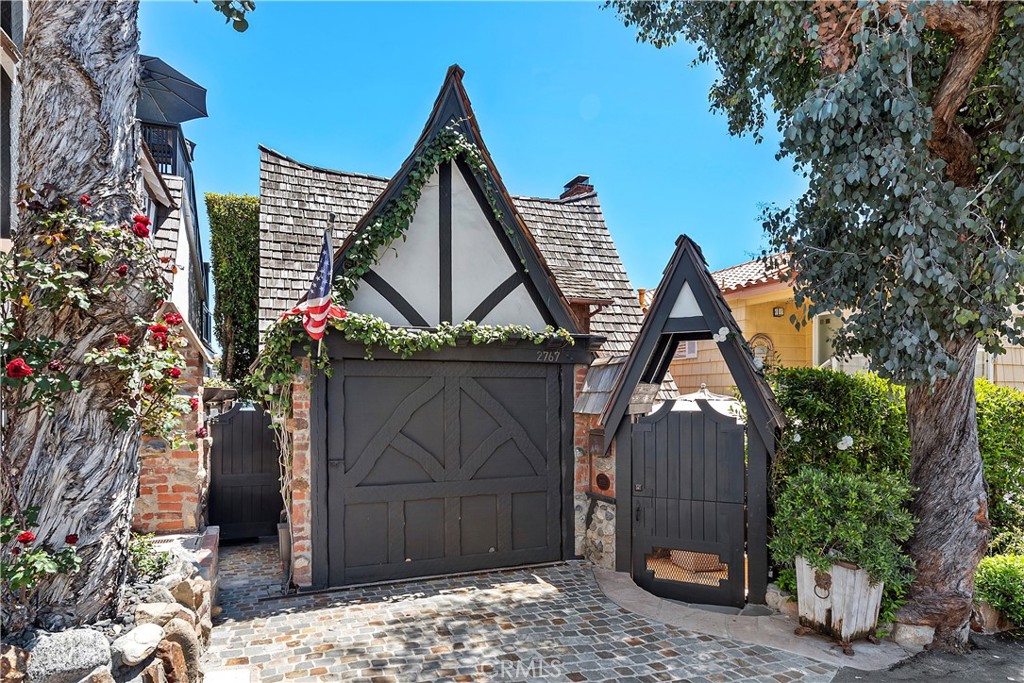 2767 Victoria Drive, Laguna Beach CA 92651 - photo 1