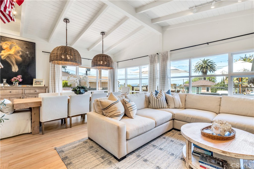 Open floor plan living/dining area. - 277 Pearl Street, Laguna Beach CA 92651 - photo 1