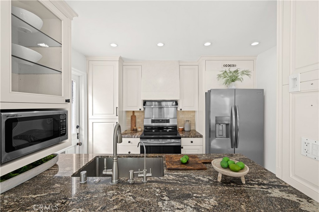 2780 Victoria Drive, Laguna Beach CA 92651 - photo 24