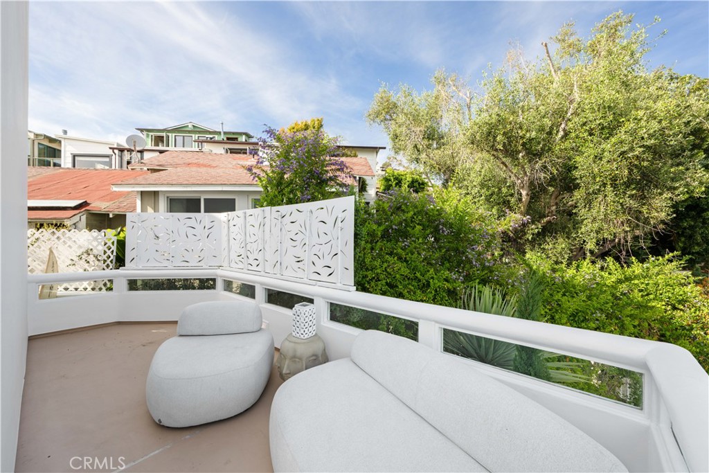 2780 Victoria Drive, Laguna Beach CA 92651 - photo 31
