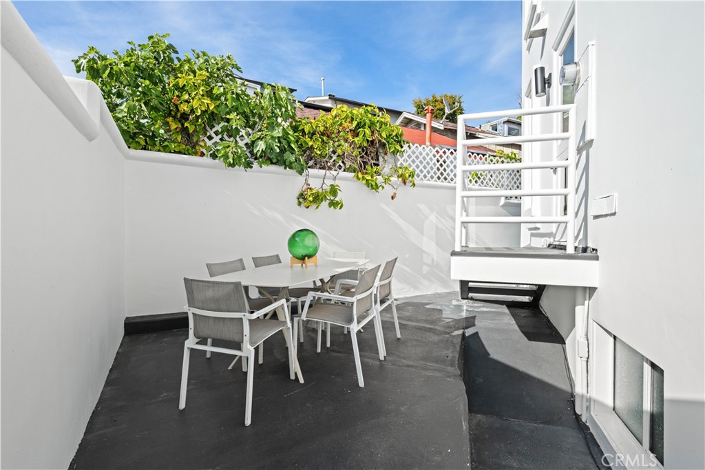 2780 Victoria Drive, Laguna Beach CA 92651 - photo 43
