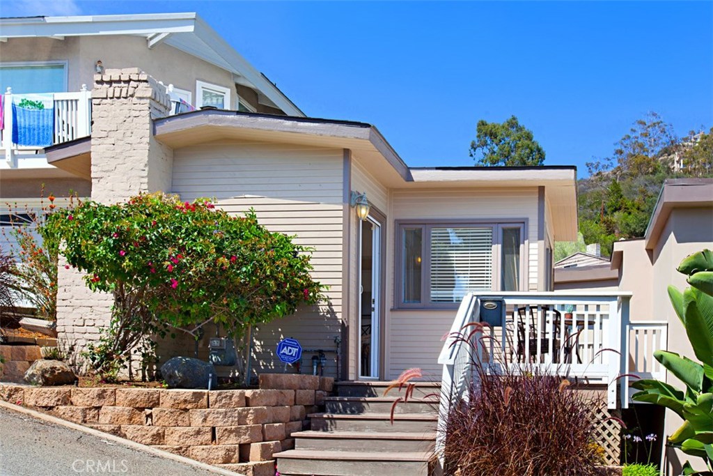 2784 Highland Way, Laguna Beach CA 92651 - photo 1