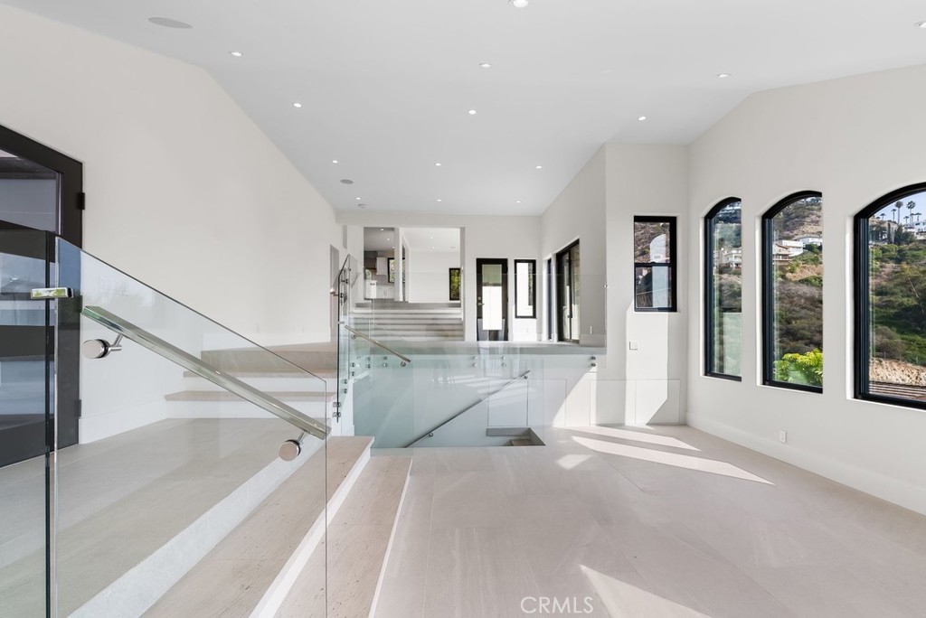 2790 Queda, Laguna Beach CA 92651 - photo 7