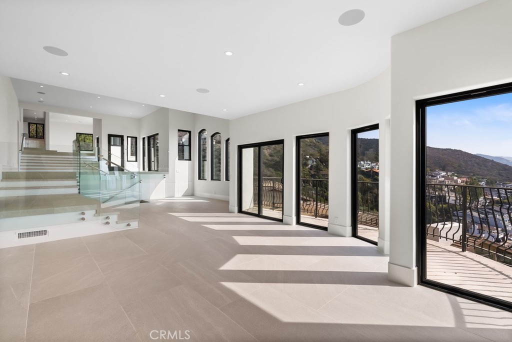2790 Queda, Laguna Beach CA 92651 - photo 19