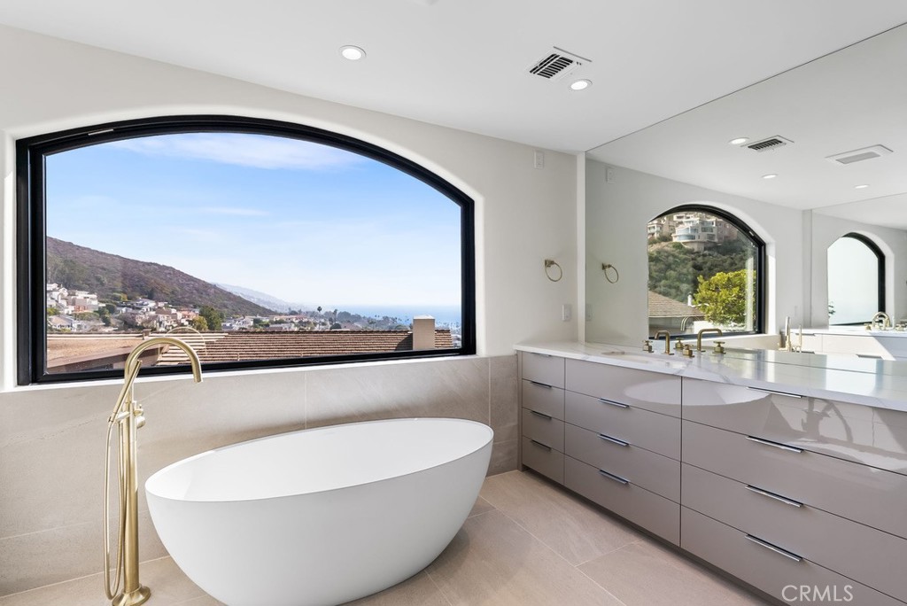 2790 Queda, Laguna Beach CA 92651 - photo 29