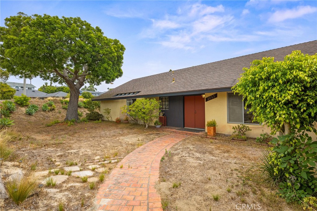 2795 Temple Hills Drive, Laguna Beach CA 92651 - photo 1