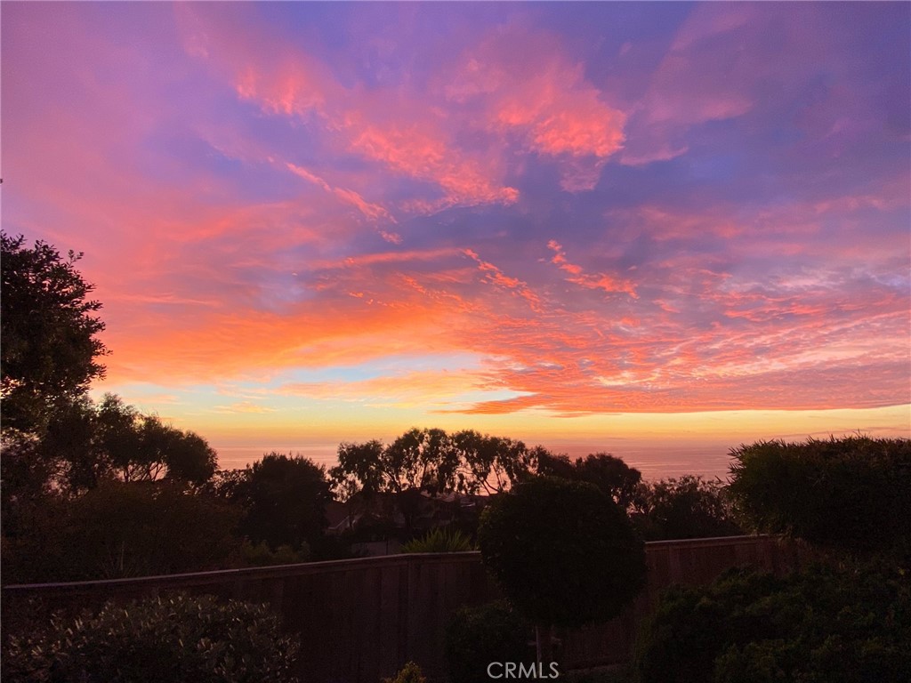 28 N Stonington Road, Laguna Beach CA 92651 - photo 1