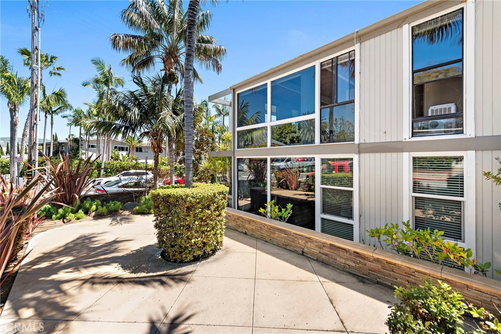 280 Aster Street 1, Laguna Beach CA 92651 - photo 1