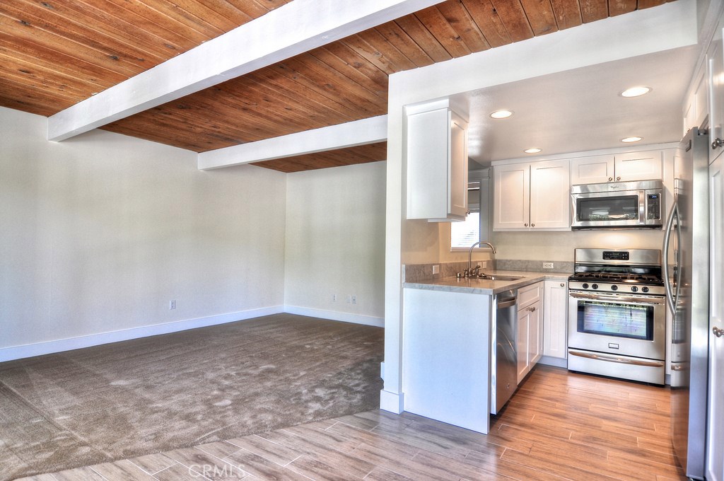 280 Aster Street 4, Laguna Beach CA 92651 - photo 1