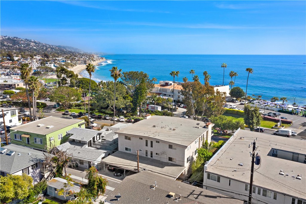 280 Cliff Drive 1, Laguna Beach CA 92651 - photo 1