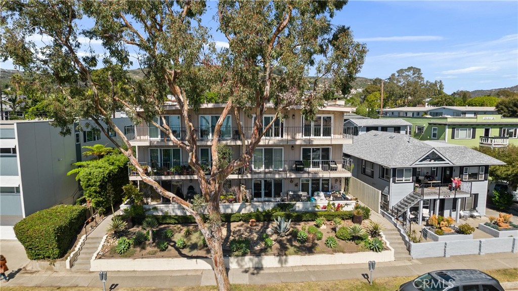 280 Cliff Drive 1, Laguna Beach CA 92651 - photo 5