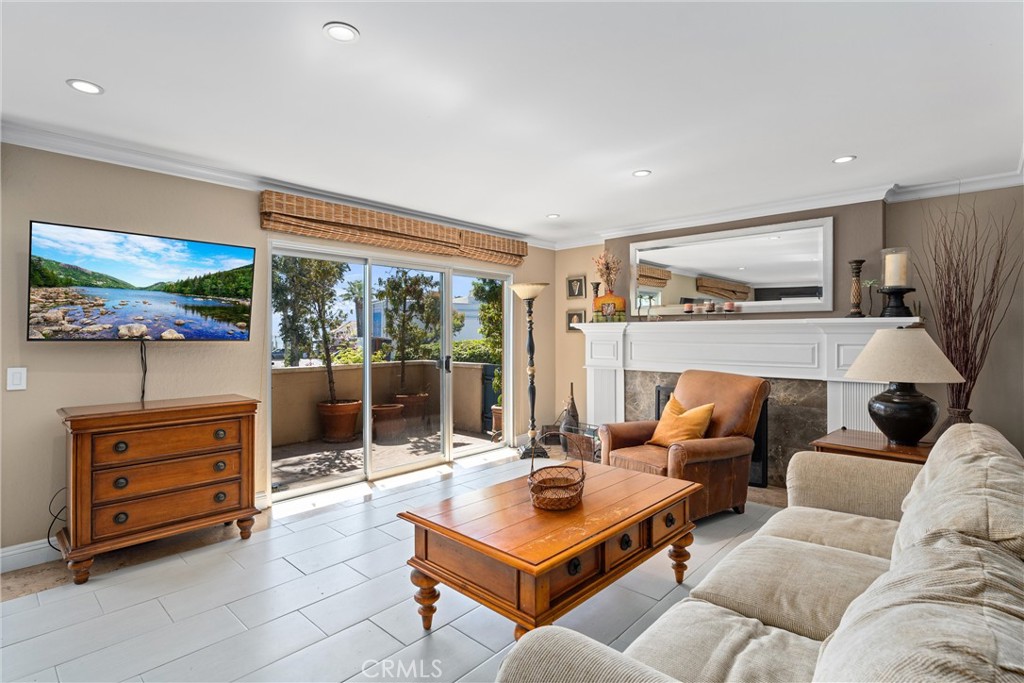 280 Cliff Drive 1, Laguna Beach CA 92651 - photo 10