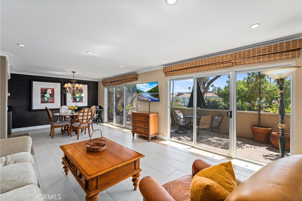 280 Cliff Drive 1, Laguna Beach CA 92651 - photo 13