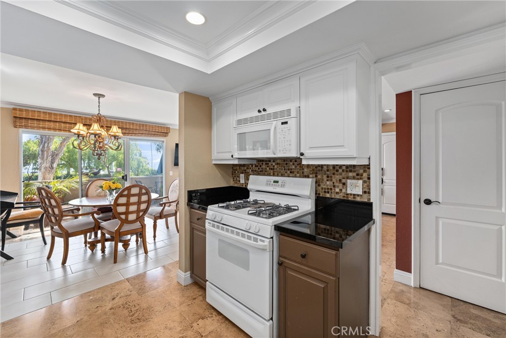 280 Cliff Drive 1, Laguna Beach CA 92651 - photo 21