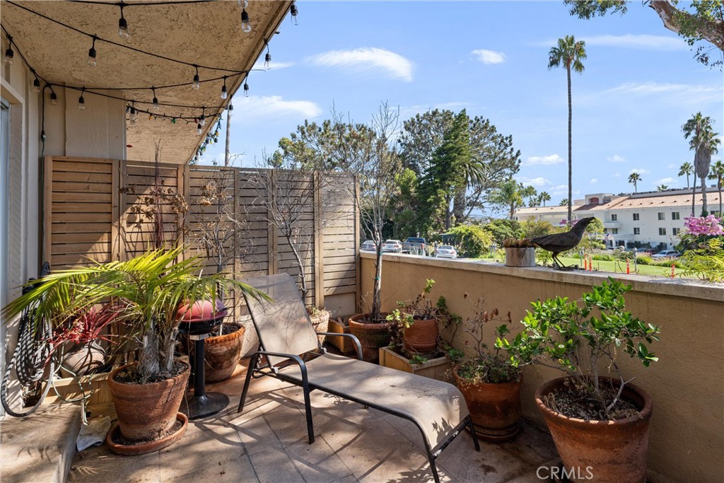 280 Cliff Drive 1, Laguna Beach CA 92651 - photo 33