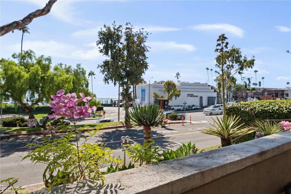 280 Cliff Drive 1, Laguna Beach CA 92651 - photo 35
