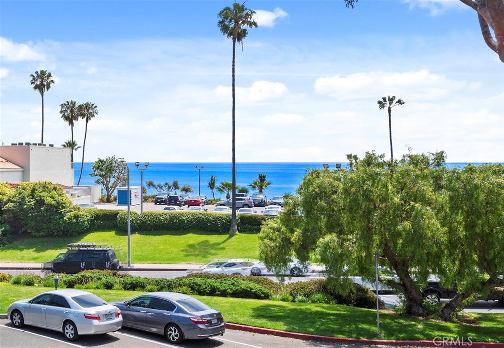 280 Cliff Drive 5, Laguna Beach CA 92651 - photo 1