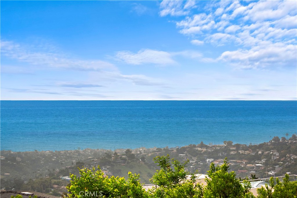 2813 Chateau Way, Laguna Beach CA 92651 - photo 1