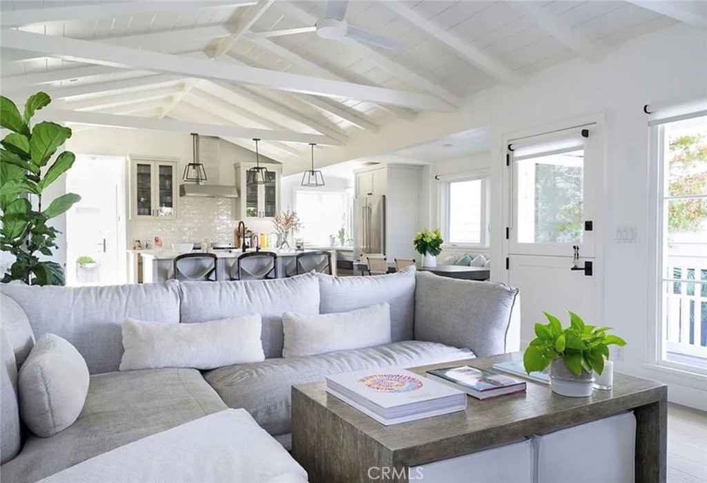 283 Chiquita, Laguna Beach CA 92651 - photo 1